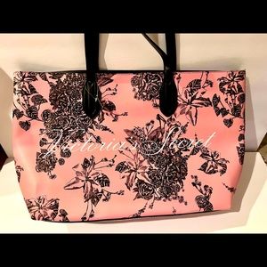 Victoria’s Secret tote, limied edition, pink and black, damask weekender bag